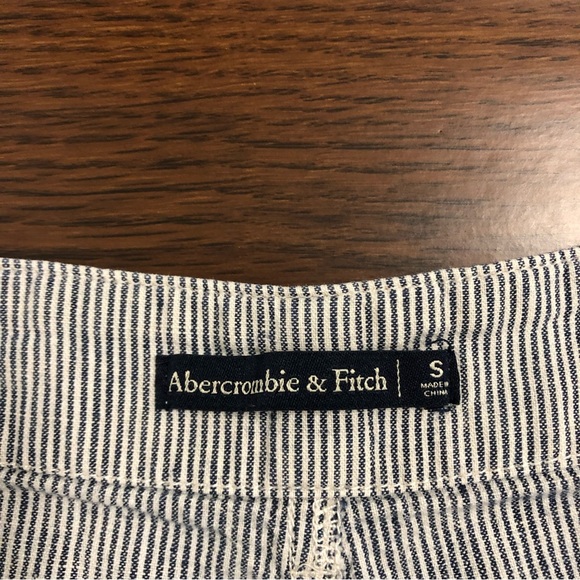 ABERCROMBIE & FITCH Women Short Size S - Picture 3 of 5